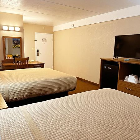 Sidney James Mountain Lodge Гетлинбург Екстериор снимка