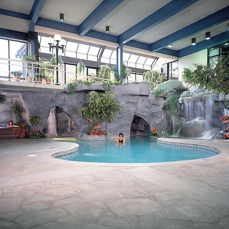 Sidney James Mountain Lodge Гетлинбург Екстериор снимка