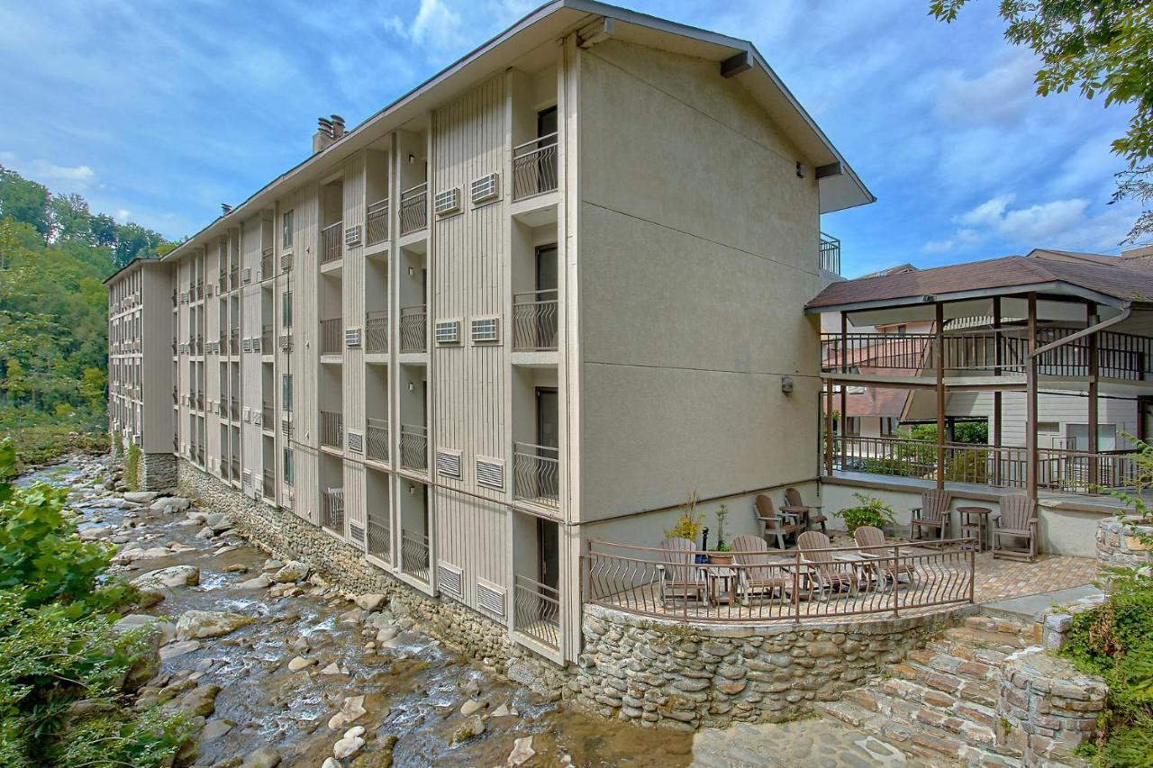 Sidney James Mountain Lodge Гетлинбург Екстериор снимка