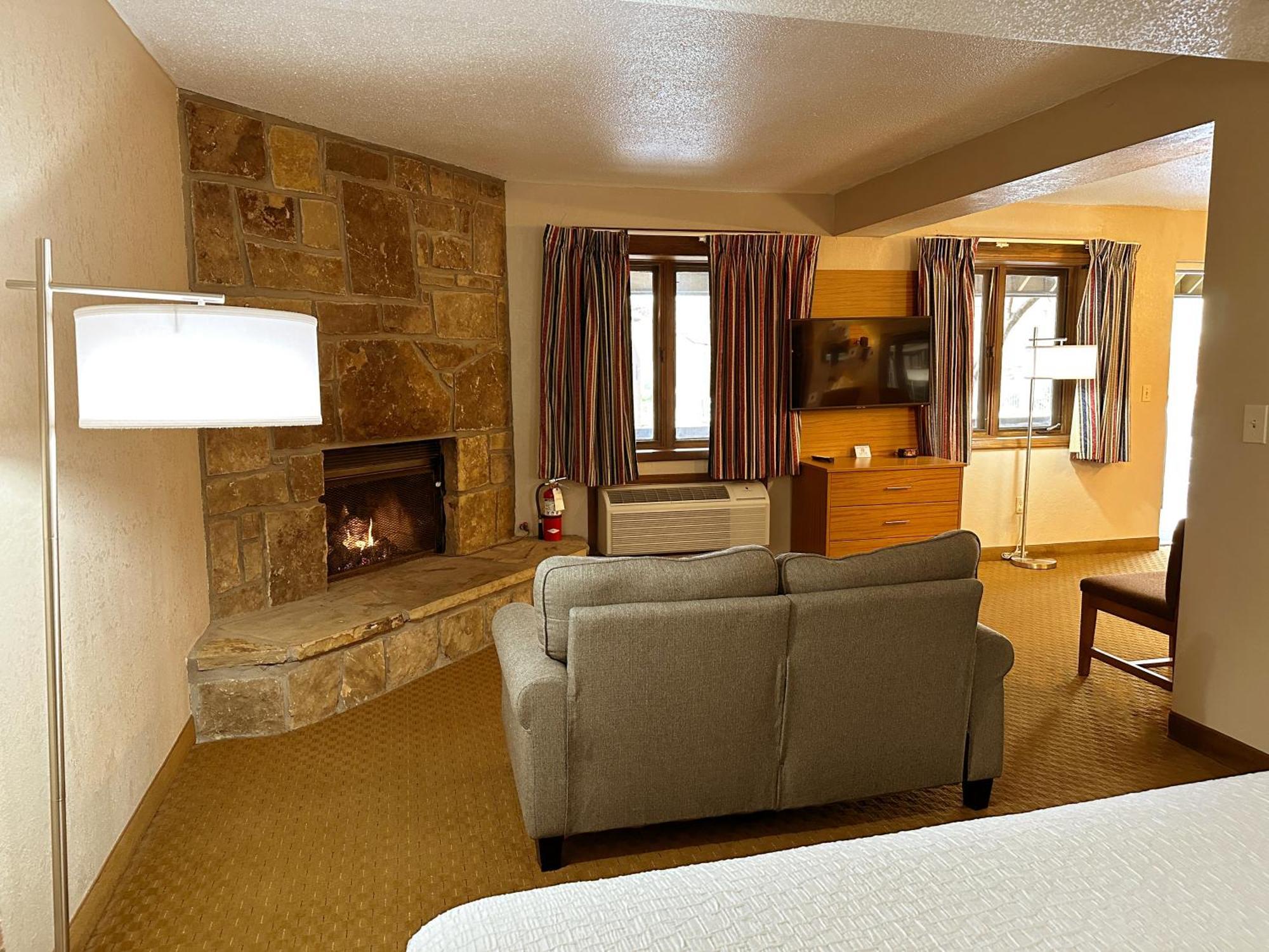 Sidney James Mountain Lodge Гетлинбург Екстериор снимка