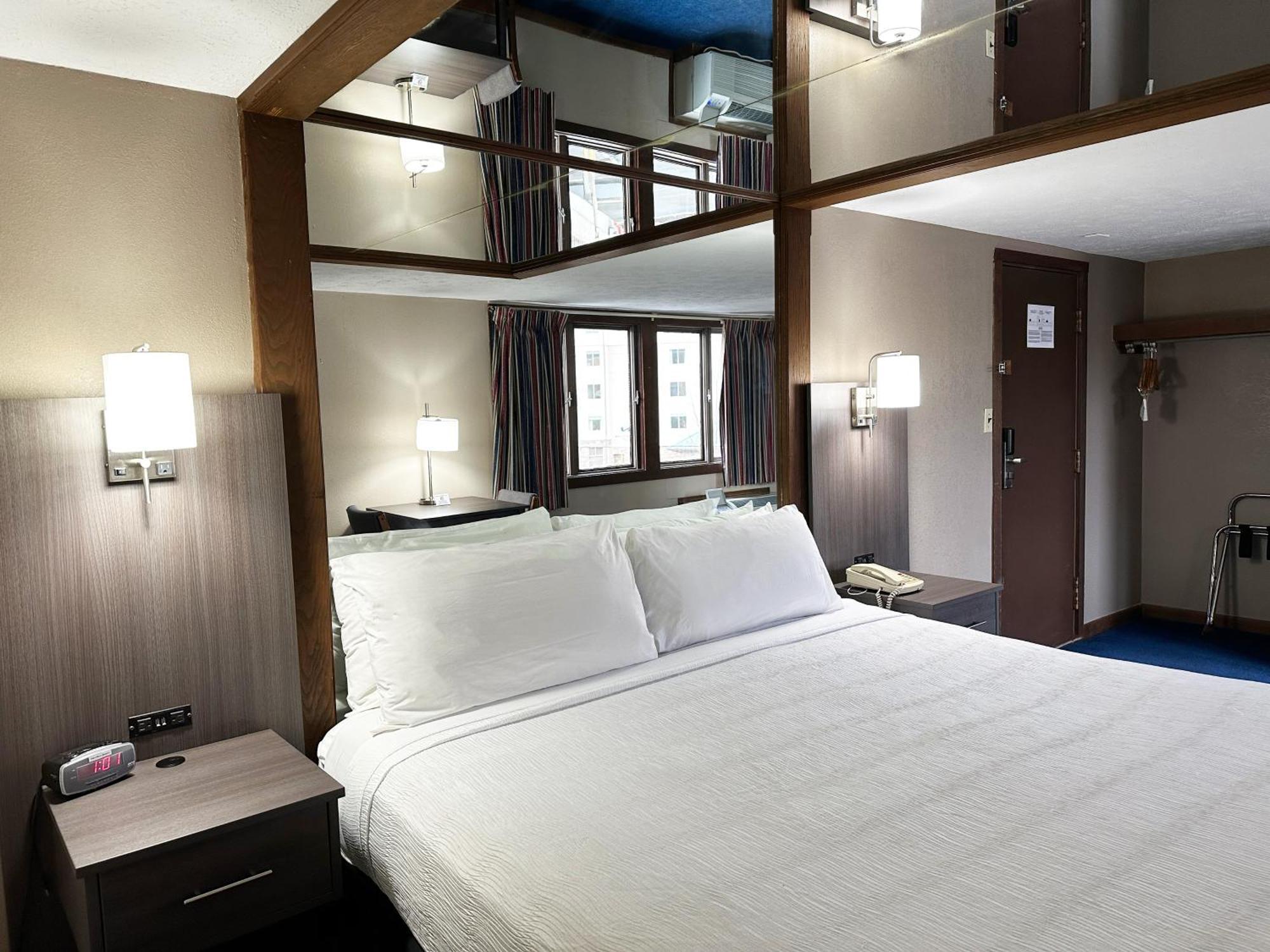 Sidney James Mountain Lodge Гетлинбург Екстериор снимка